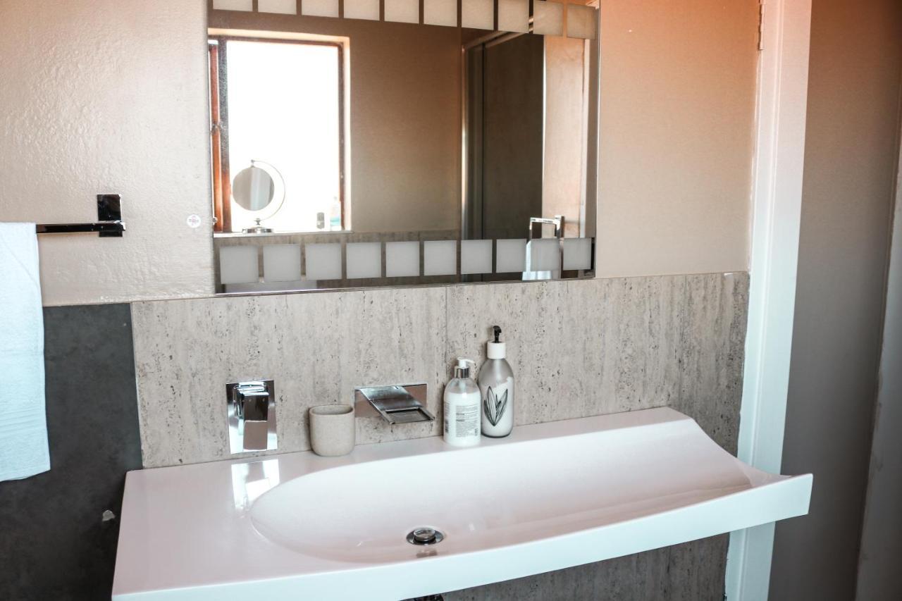 Holiday home Modern In Near Menlyn Mall Pretoria