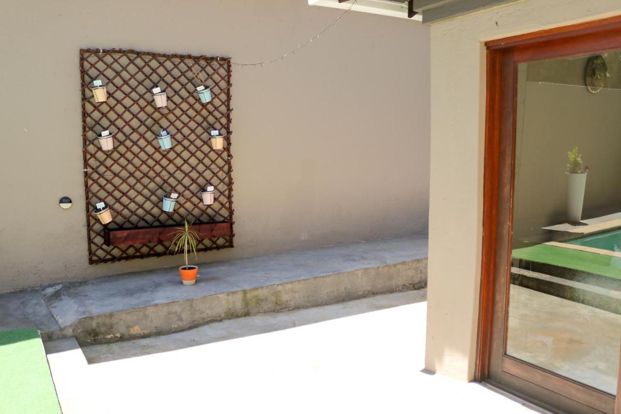 Holiday home Modern In Near Menlyn Mall Pretoria
